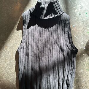 Miss Love ribbed turtle neck tank